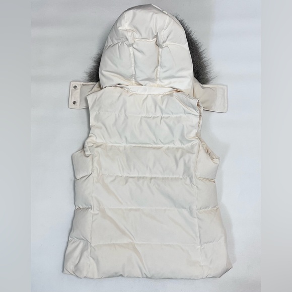 Talbots Duck Down Vest w/ Detachable Hood Faux Fur Ivory Size Small Petite - Picture 7 of 12